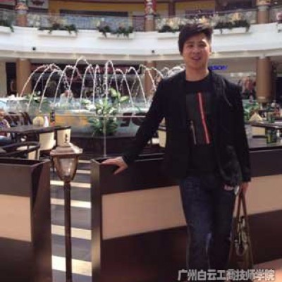 走国际化市场的鞋业达人