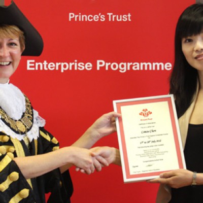 荣获英国王子创业基金的白云学子