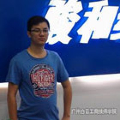 勤勉执著的技术总监