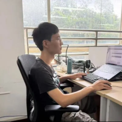 李华艺，23届计算机程序设计