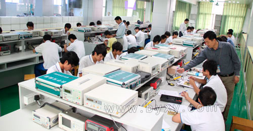 电子技术应用实验室