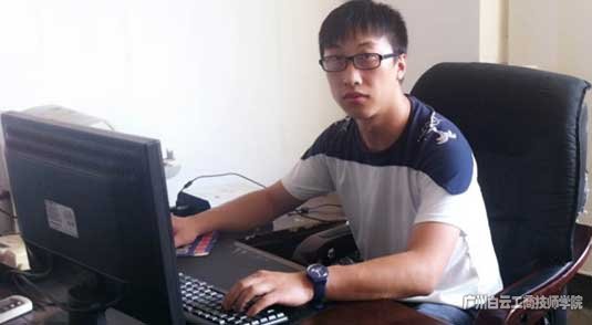 柯成照明有限公司副总经理 张旭