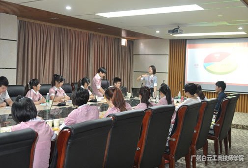 广州赛飞洛皮具有限公司零售部总经理 梁林